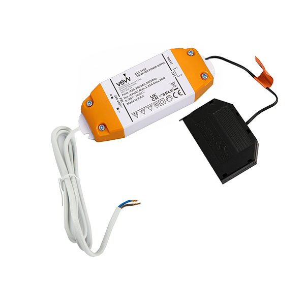 <span style="color: #e1b103">DRIVER 30W</span> 24V LED DRIVER WITH 6-PORT MICRO PLUG CONNECTOR